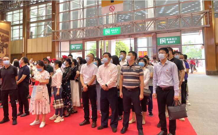 大奖国际集团组织旅行四川省庆祝中国共产党建立100周年主题展览